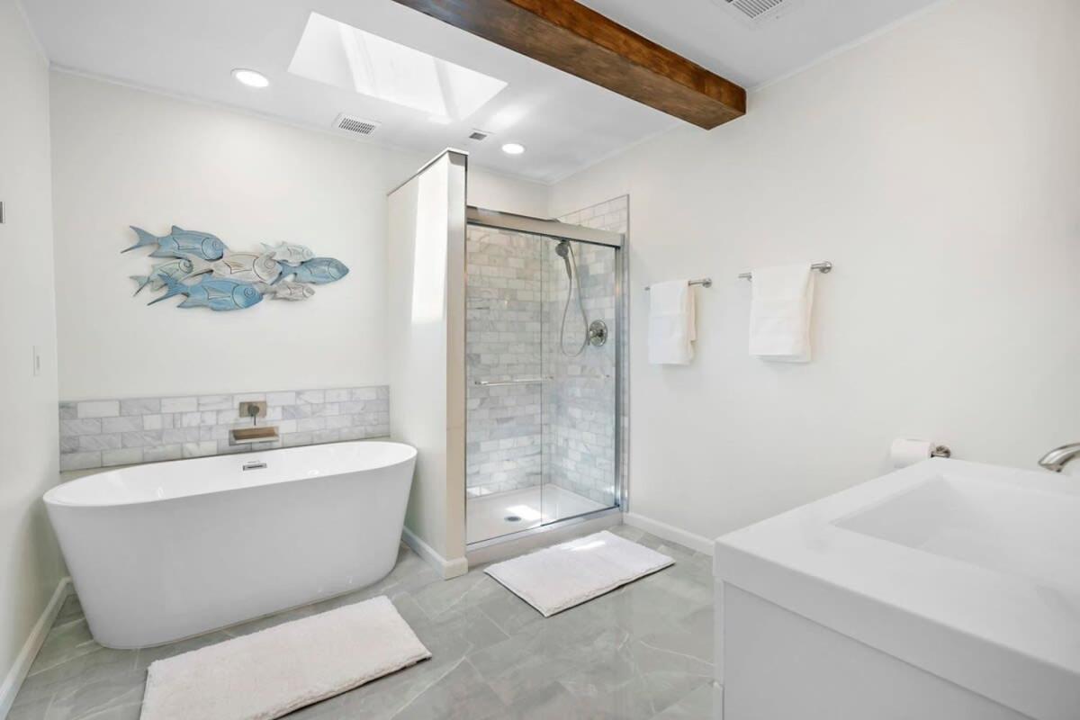 The St Augusdream Renovated Beach House Sleeps 8 Walk To Beach Saint Augustine Exterior foto