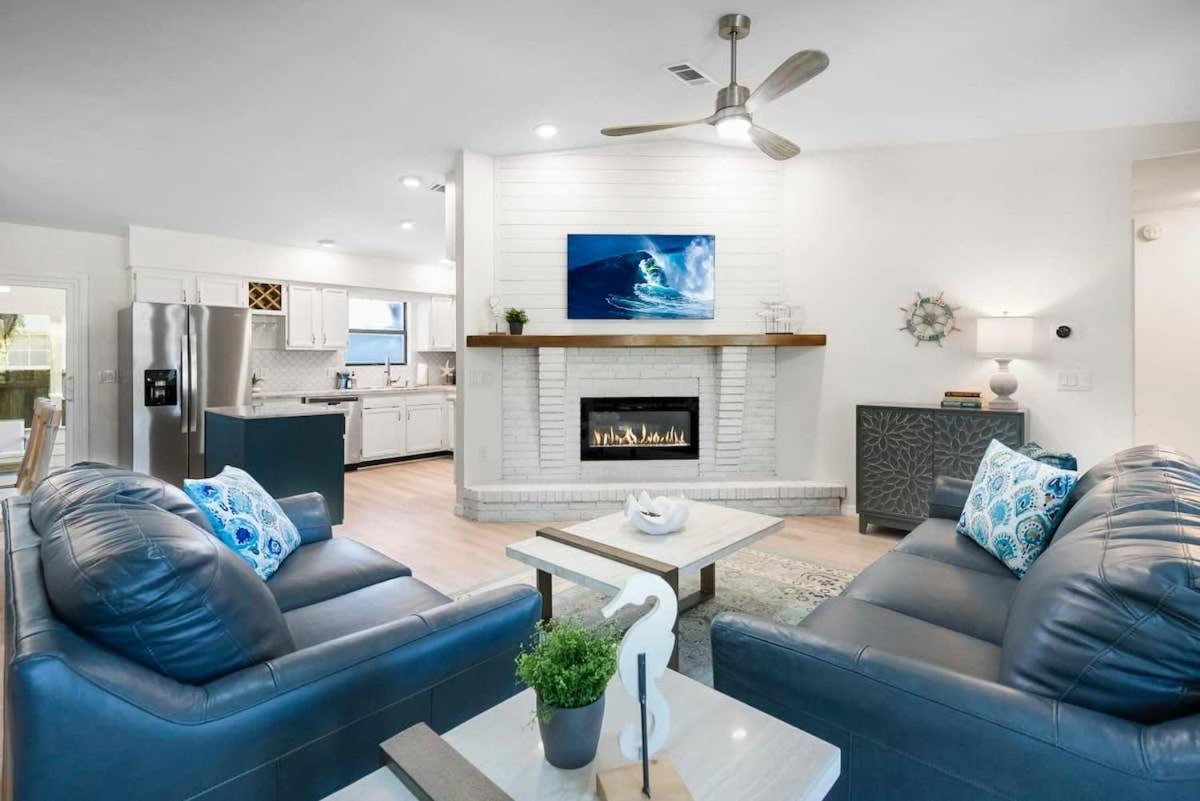 The St Augusdream Renovated Beach House Sleeps 8 Walk To Beach Saint Augustine Exterior foto