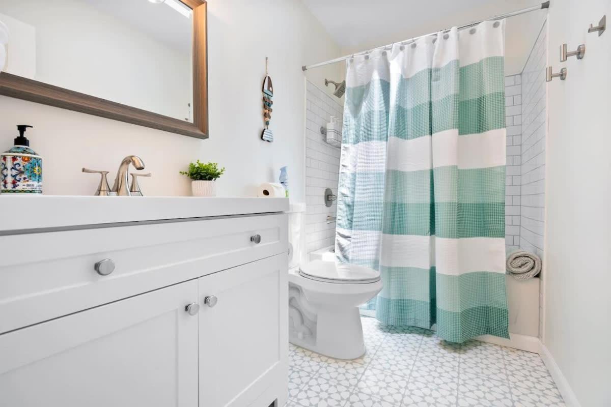 The St Augusdream Renovated Beach House Sleeps 8 Walk To Beach Saint Augustine Exterior foto