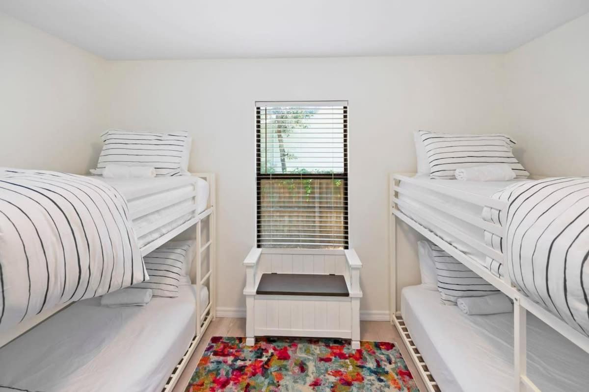 The St Augusdream Renovated Beach House Sleeps 8 Walk To Beach Saint Augustine Exterior foto
